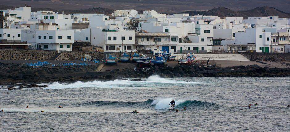 Surfování na levé vlně v La Santa Surfové spoty na Lanzarote