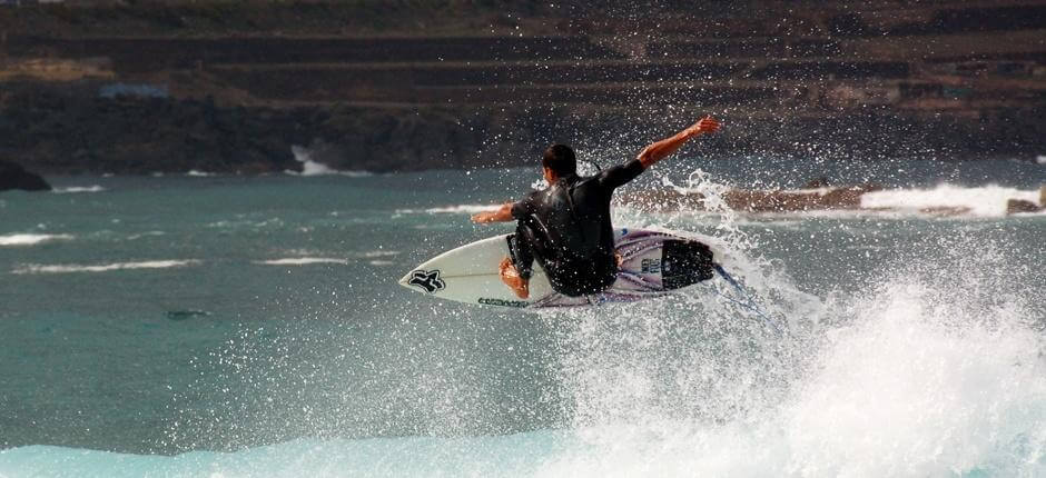 Surfování na pravé vlně v Lloret Surfové spoty na Gran Canaria