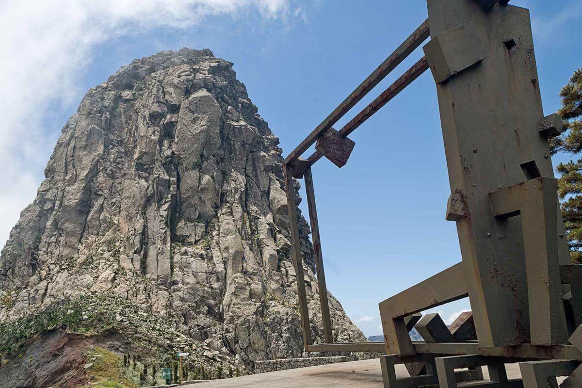 Monumento a los Fallecidos en el Incendio de 1984