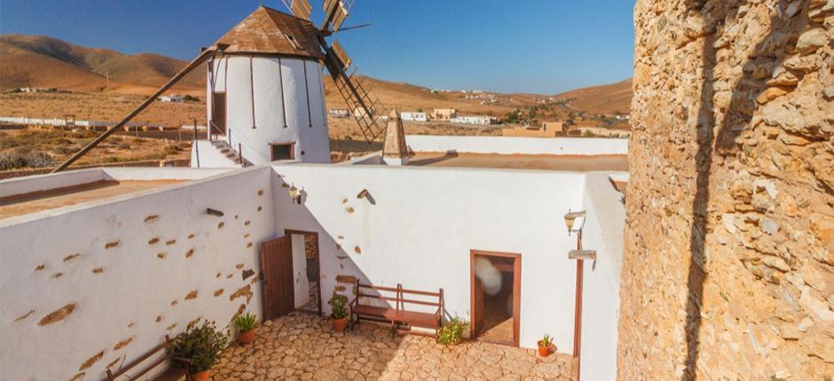 Muzeum větrných mlýnů na ostrově Fuerteventura 