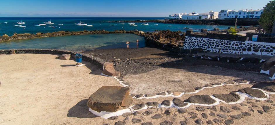 Koupaliště Punta Mujeres a přírodní koupaliště na ostrově Lanzarote 