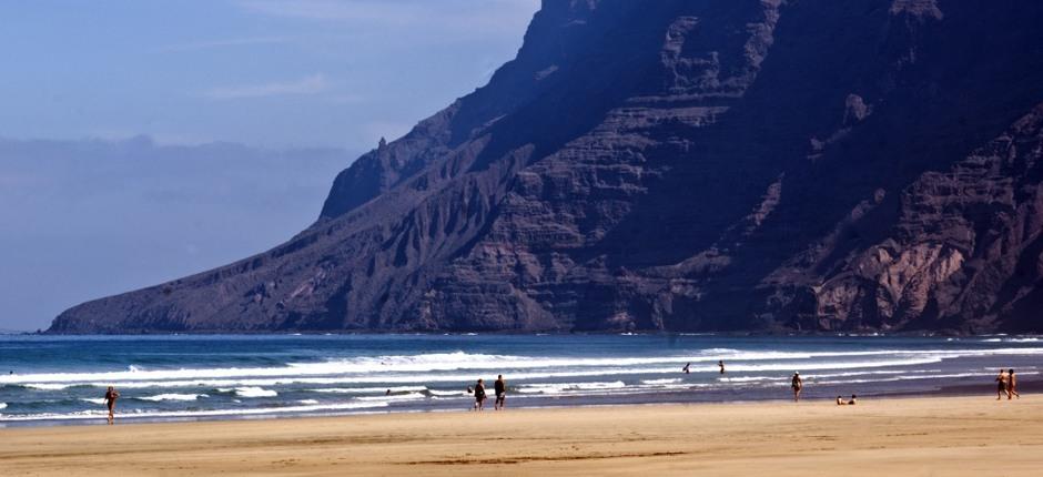 Playa de Famara Playas populares de Lanzarote