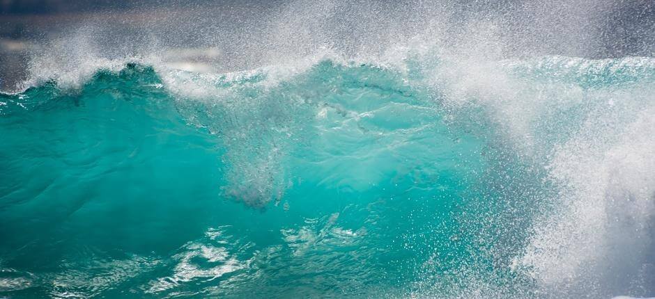 Surfování na El Confital Surfové spoty na Gran Canaria