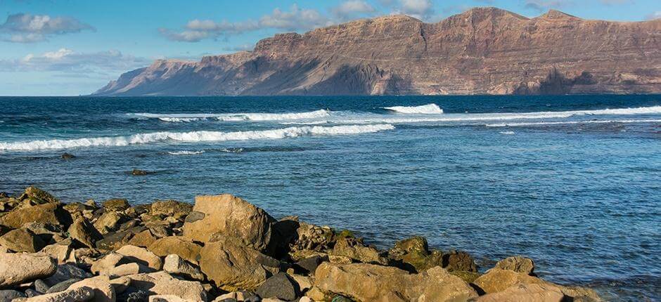 Surfování na levé vlně na San Juan Surfové spoty na Lanzarote