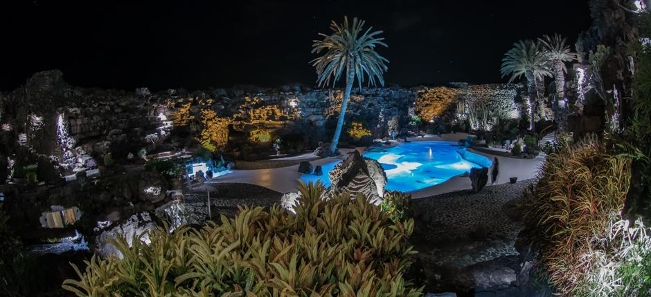 Jameos del Agua Museos a turistická centra na Lanzarote