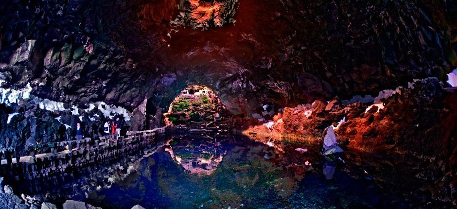 Jameos del Agua Museos a turistická centra na Lanzarote