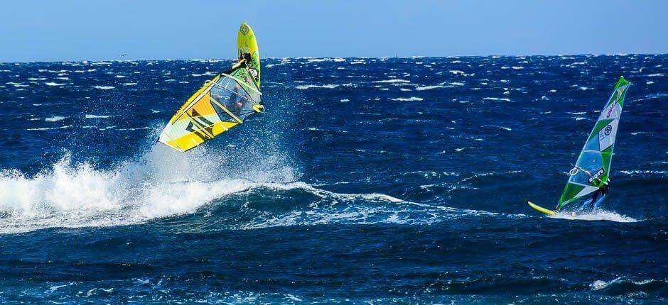 Windsurf en la playa de El Cabezo Spots de windsurf de Tenerife